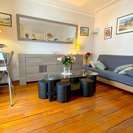 L'Appartement Orsel Paryż Zewnętrze zdjęcie